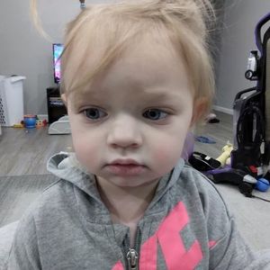 Meet your Posher, Becky